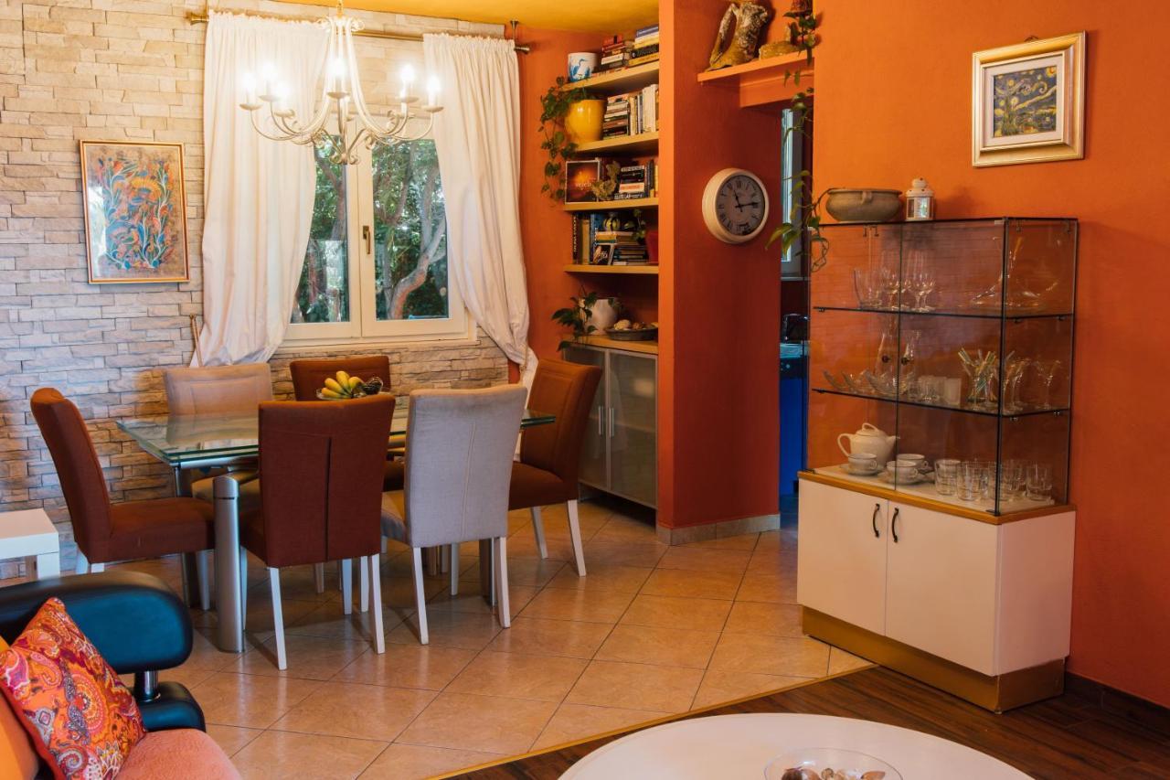 Villa Tropica, Total Privacy, Tropical Garden And Private Pool Kastela Bagian luar foto