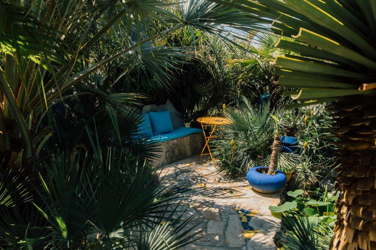 Villa Tropica, Total Privacy, Tropical Garden And Private Pool Kastela Bagian luar foto