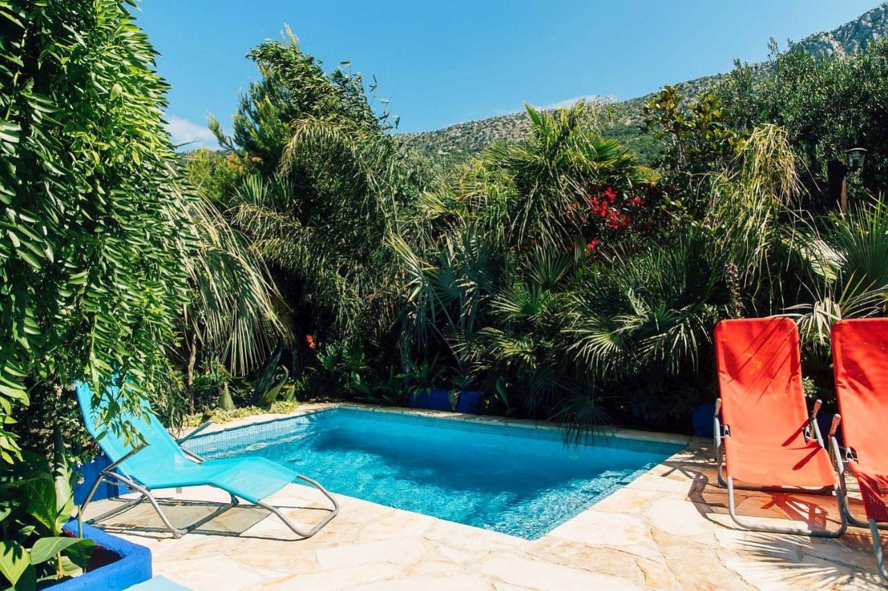 Villa Tropica, Total Privacy, Tropical Garden And Private Pool Kastela Bagian luar foto
