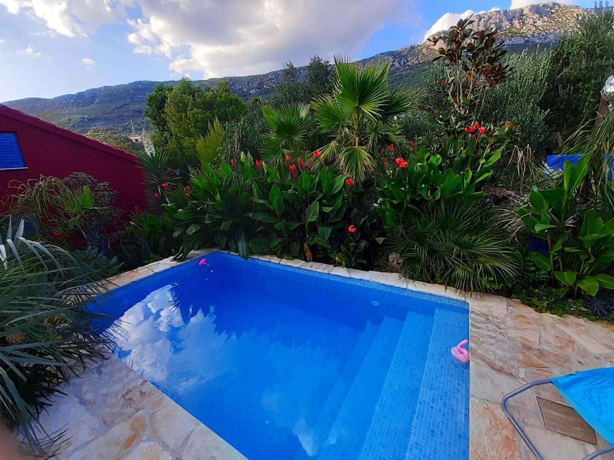 Villa Tropica, Total Privacy, Tropical Garden And Private Pool Kastela Bagian luar foto
